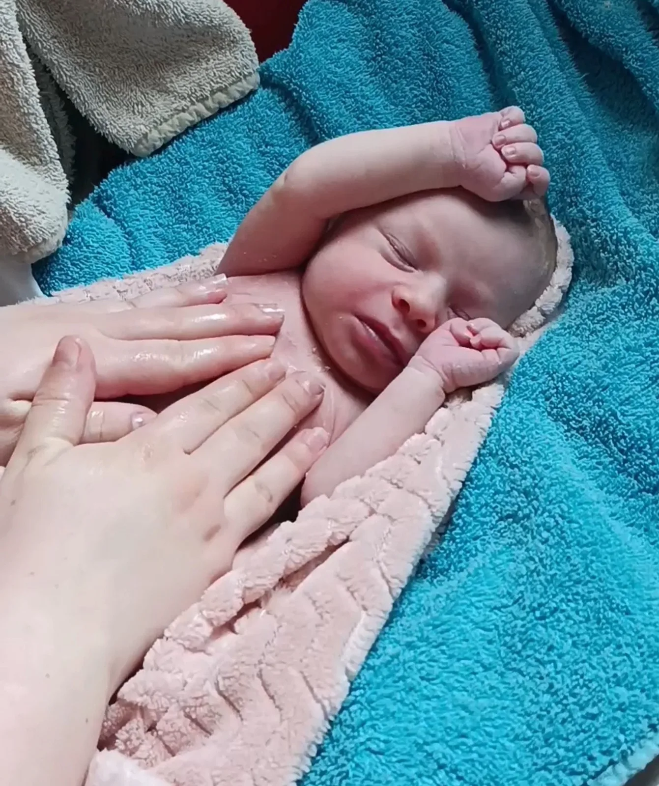 Massage bébé Shantala par Mandy